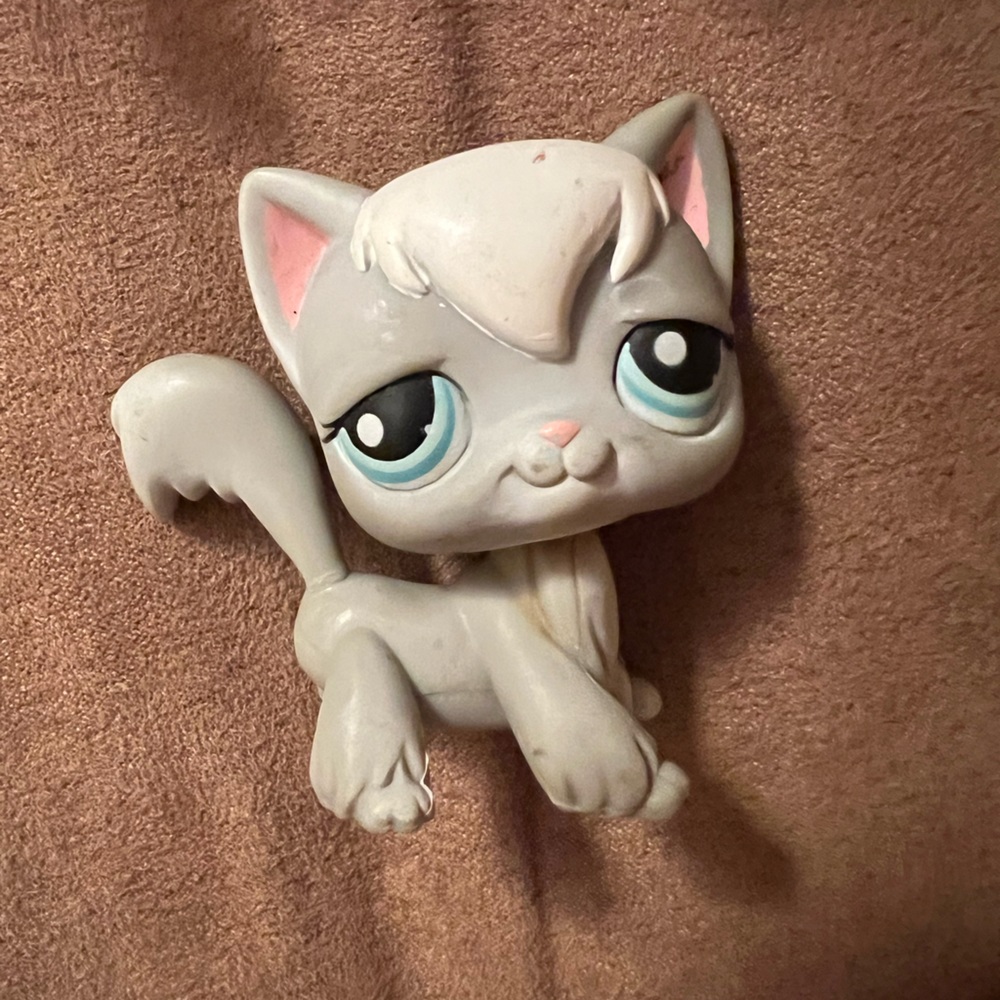 Littlest pet shop